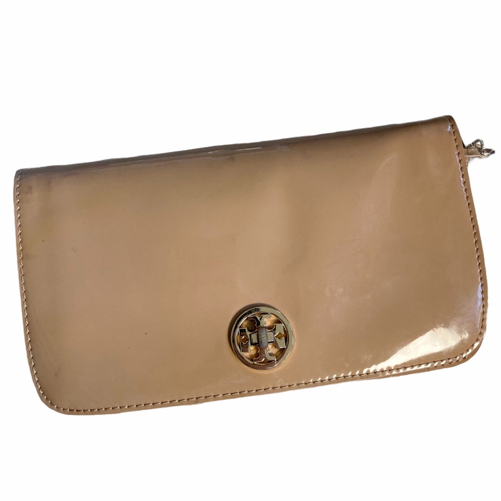 Tory Burch tan patent leather clutch w strap